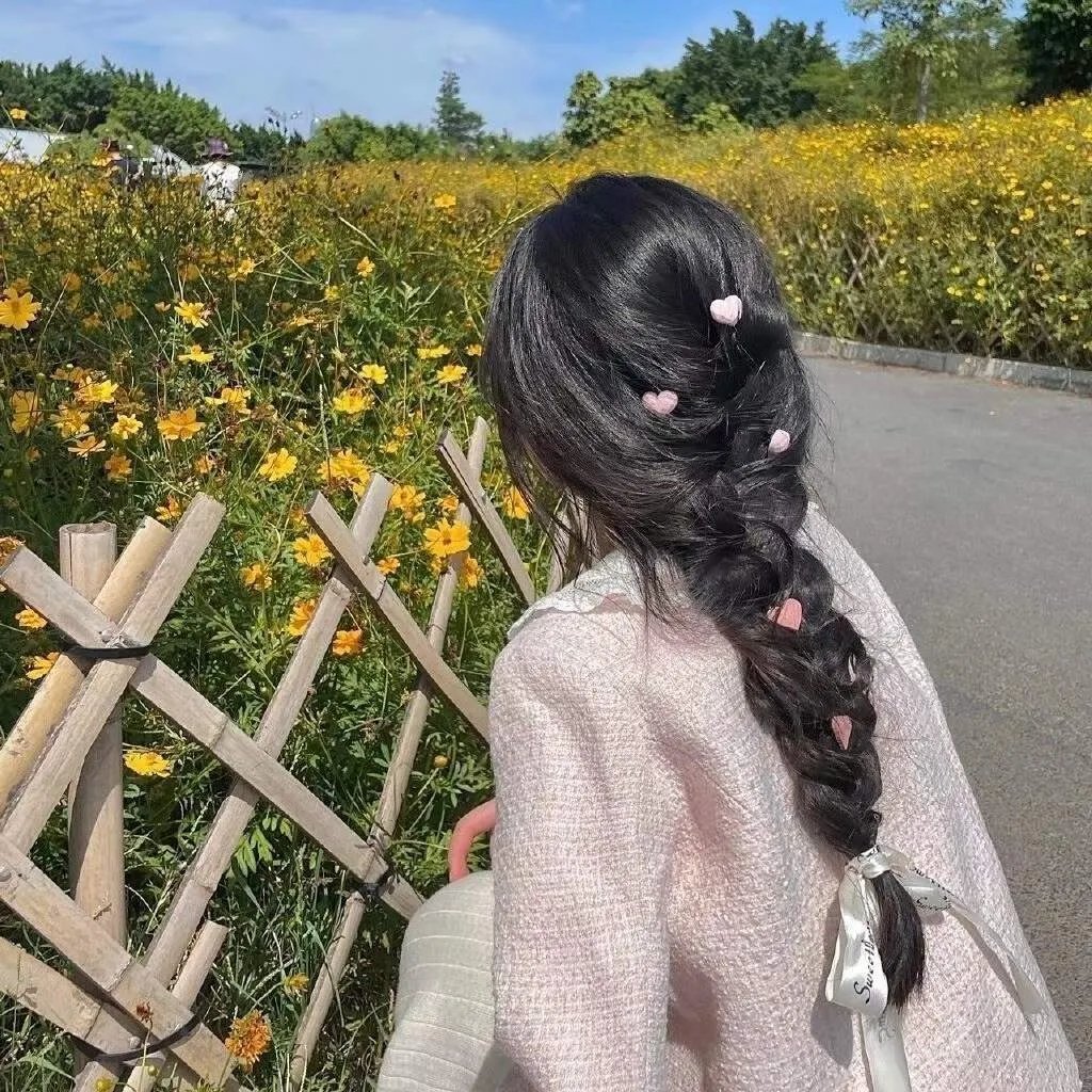 蓝眼睛波利